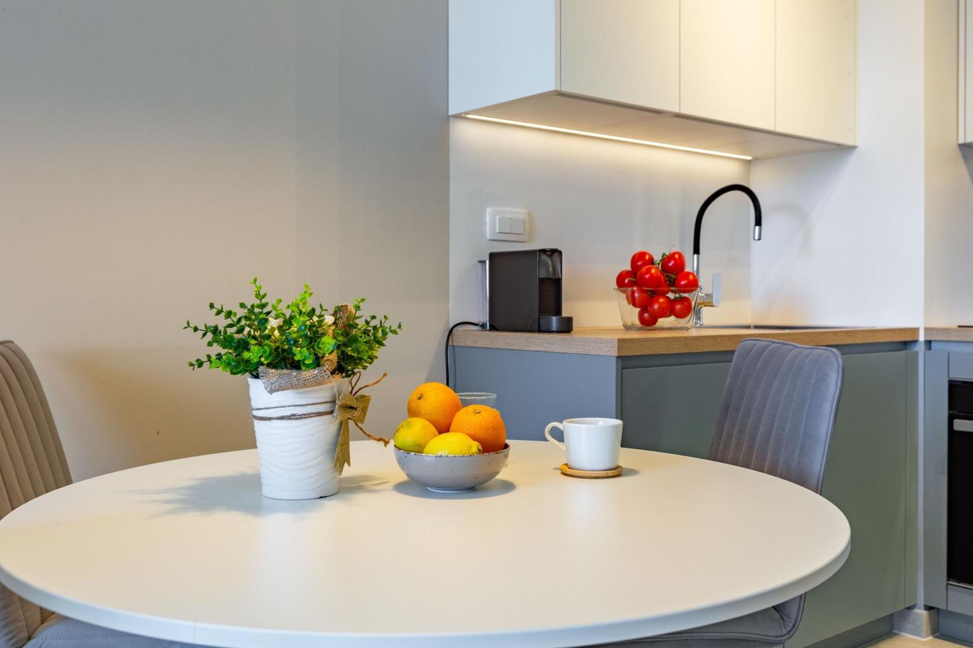 Campanula Apartment With Balcony ซาดาร์ ภายนอก รูปภาพ
